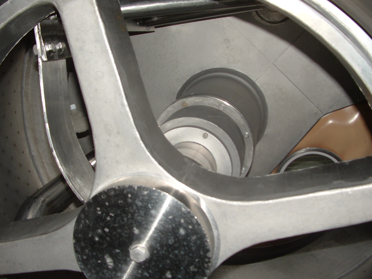  Auto Discharge-Bottom Centrifuge-Basket 1,524 mm (60 in) Hastelloy - C276 For Sale - IPP# 206562