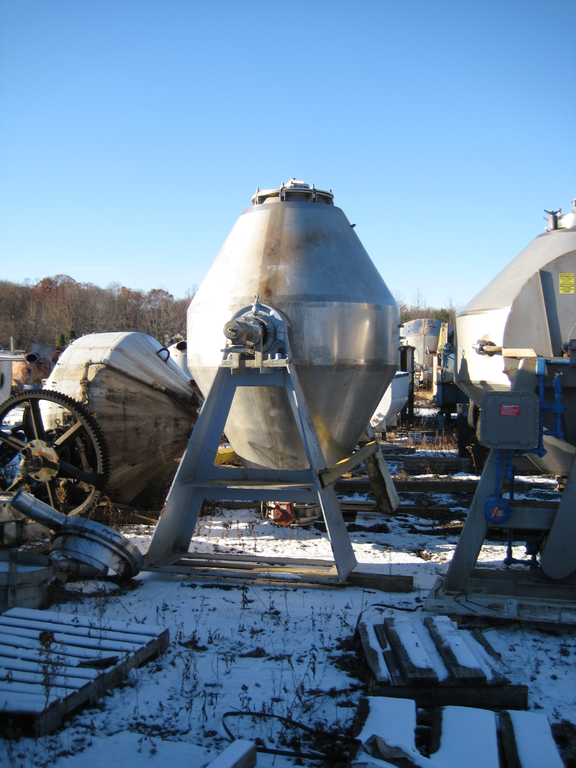   Dryer-Twin Shell & Double Cone 2.8 m3 (100 ft3) Stainless Steel 316 For Sale - IPP# 206648