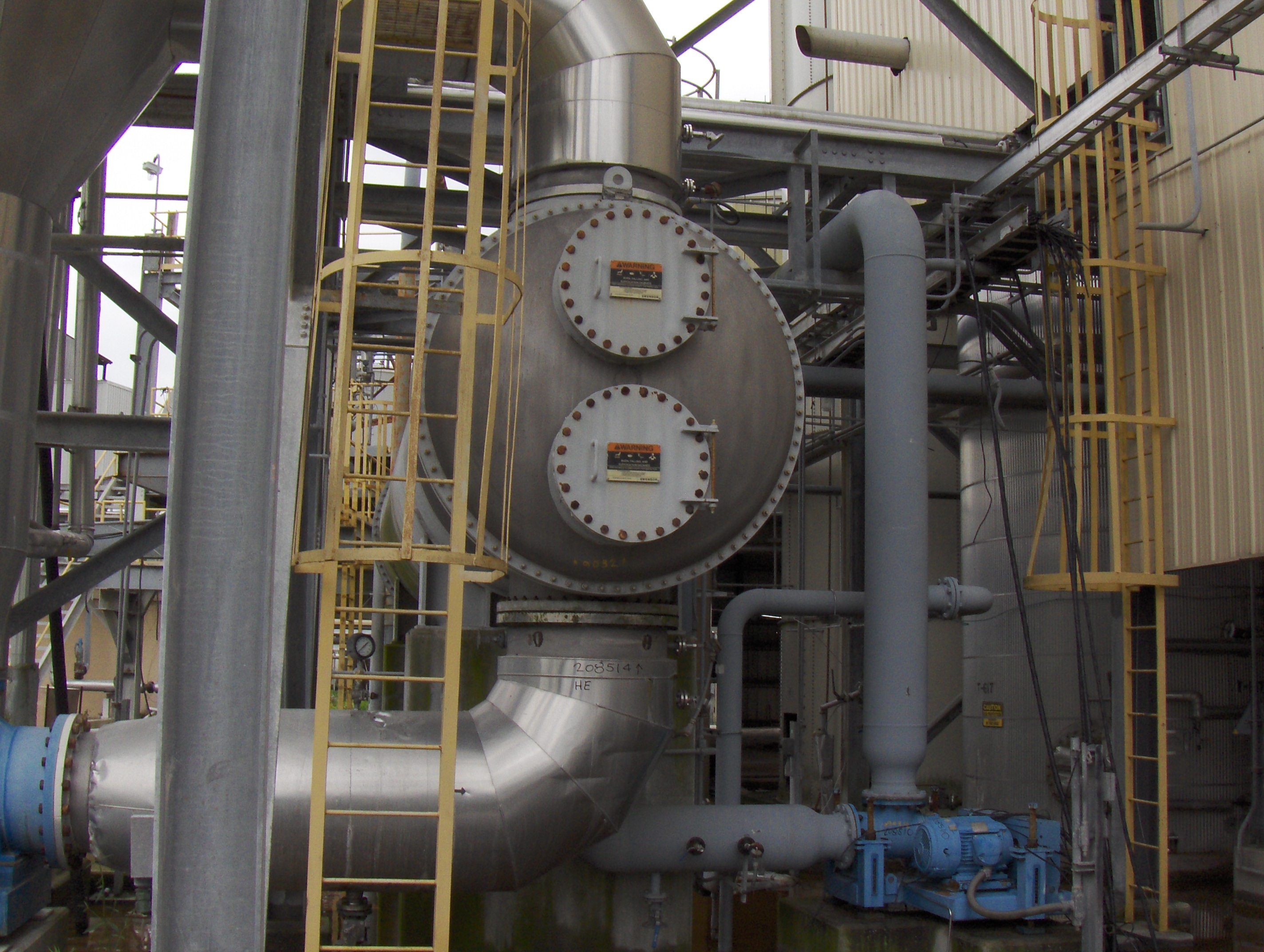  Shell and Tube Heat Exchanger 761.8 m² (8,200 ft²) Stainless Steel 304 For Sale - IPP# 208514