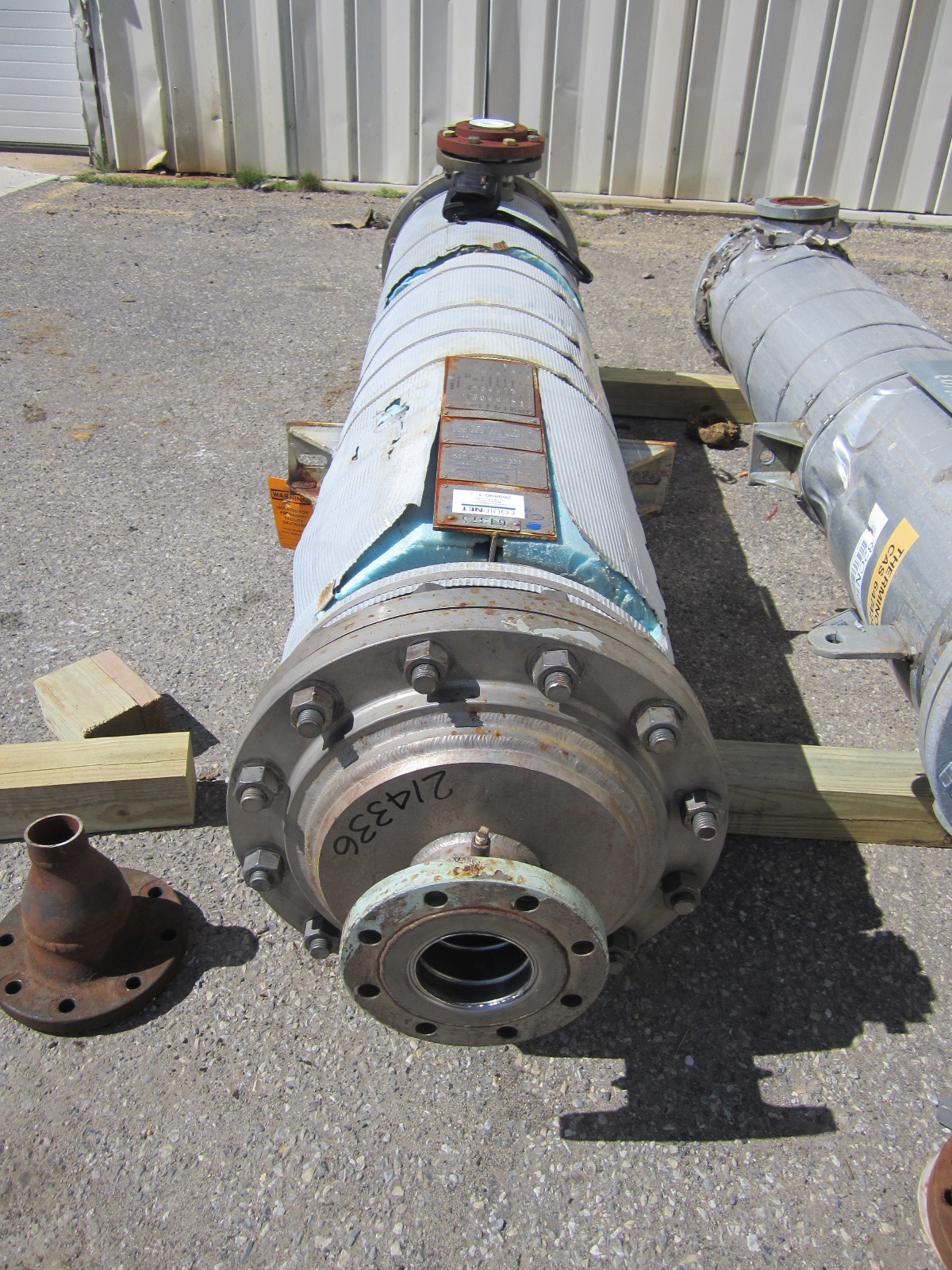 Tantalum Cosmos Metalurgical (Camarillo CA) BEM 12-1-72 Shell and Tube Heat Exchanger - IPP# 214336