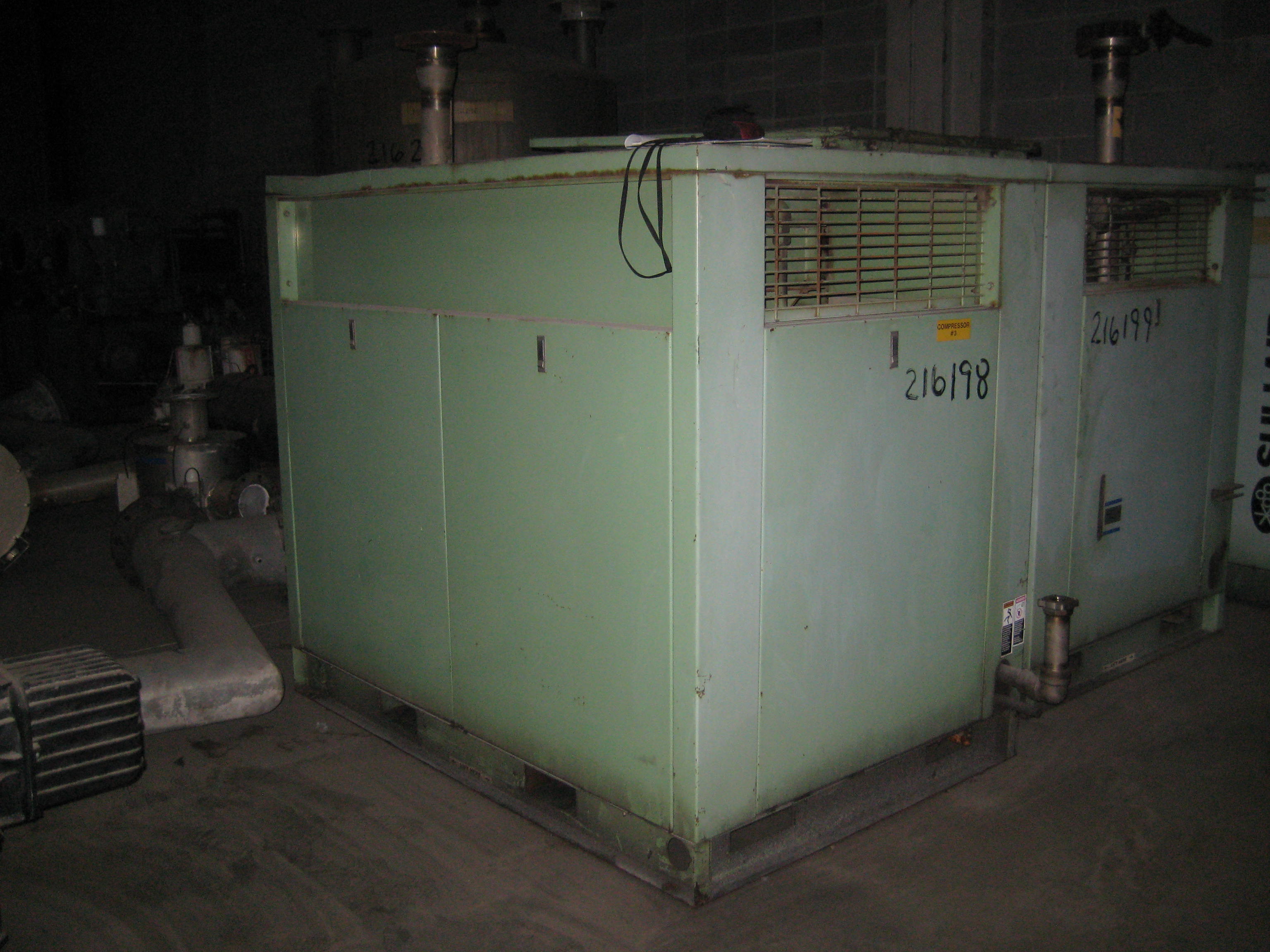  Rotary Compressor 305.8 m3/h (180 CFM) Carbon Steel For Sale - IPP# 216198