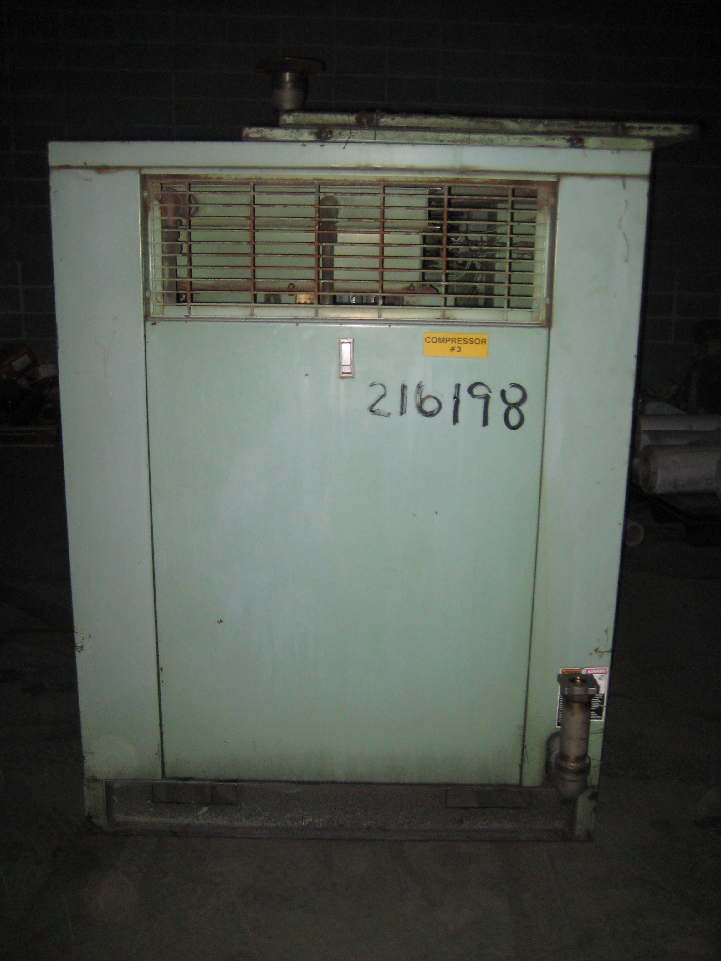 Rotary Compressor 305.8 m3/h (180 CFM) Carbon Steel For Sale - IPP# 216198