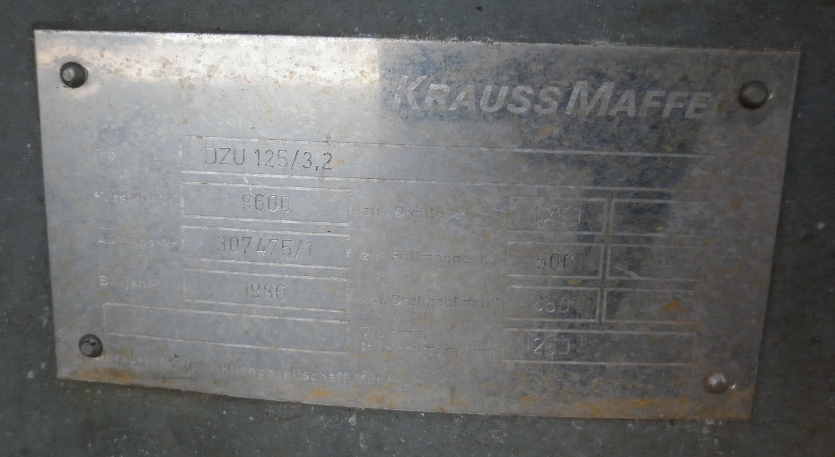 Rubberlined Krauss Maffei DZU-125/3.2 Manual Discharge-Top Centrifuge-Basket - IPP# 217614