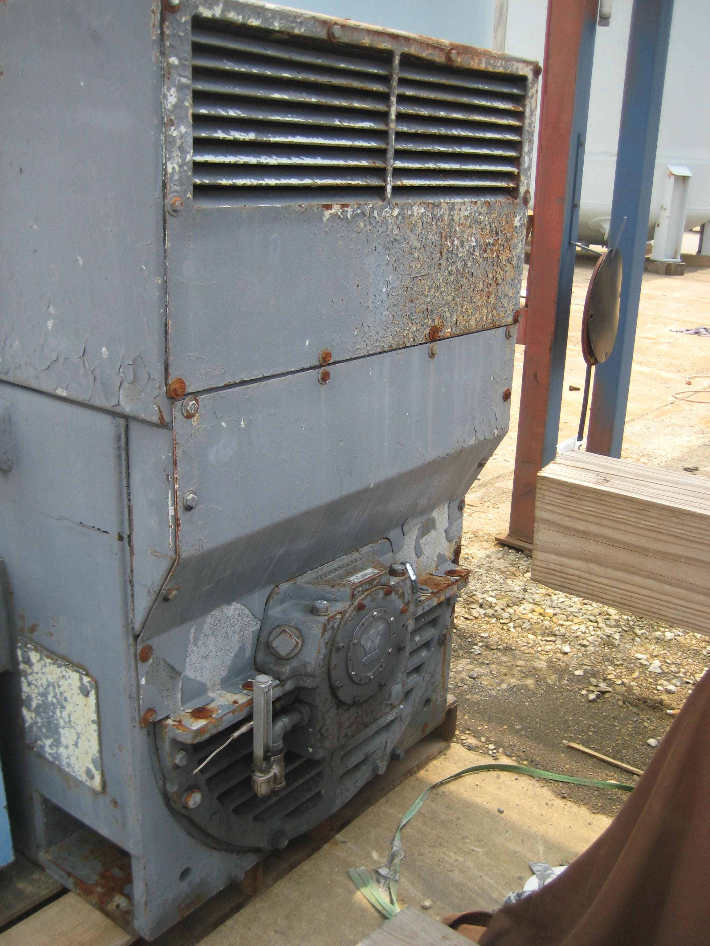  Motor Electrical 671.1 kW (900 HP) Carbon Steel For Sale - IPP# 212927