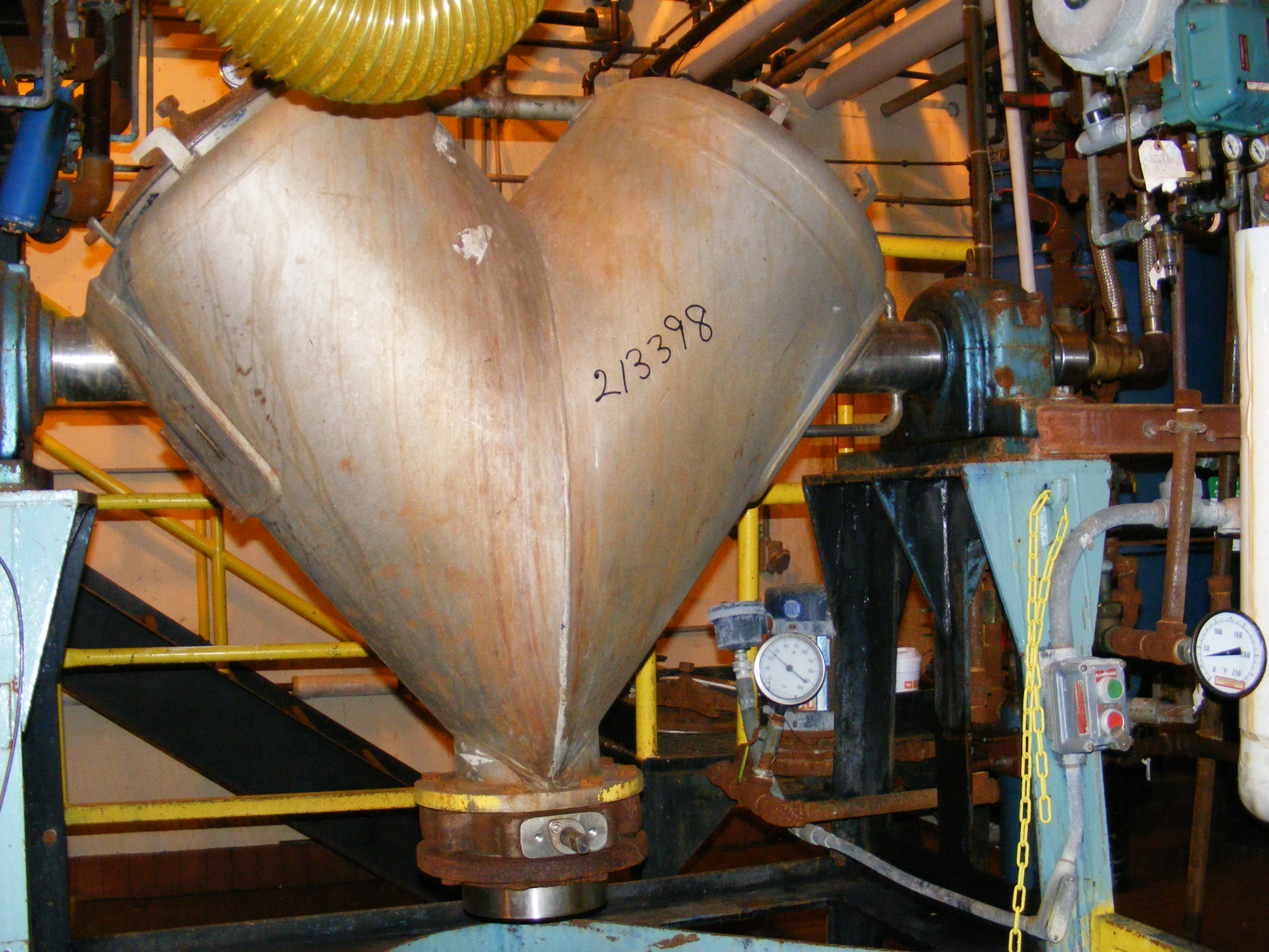   Dryer-Twin Shell & Double Cone 0.17 m3 (6 ft3) Stainless Steel 316 For Sale - IPP# 213398