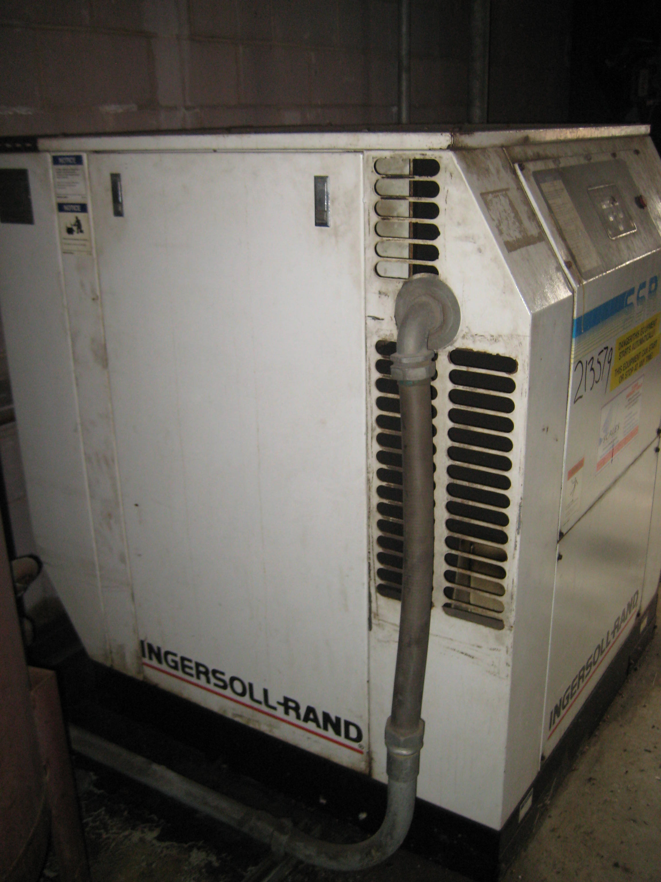  Rotary Compressor 266.7 m3/h (157 CFM) Carbon Steel For Sale - IPP# 213579