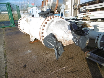  Shell and Tube Heat Exchanger 98.5 m² (1,060 ft²) Stainless Steel 316 For Sale - IPP# 222670