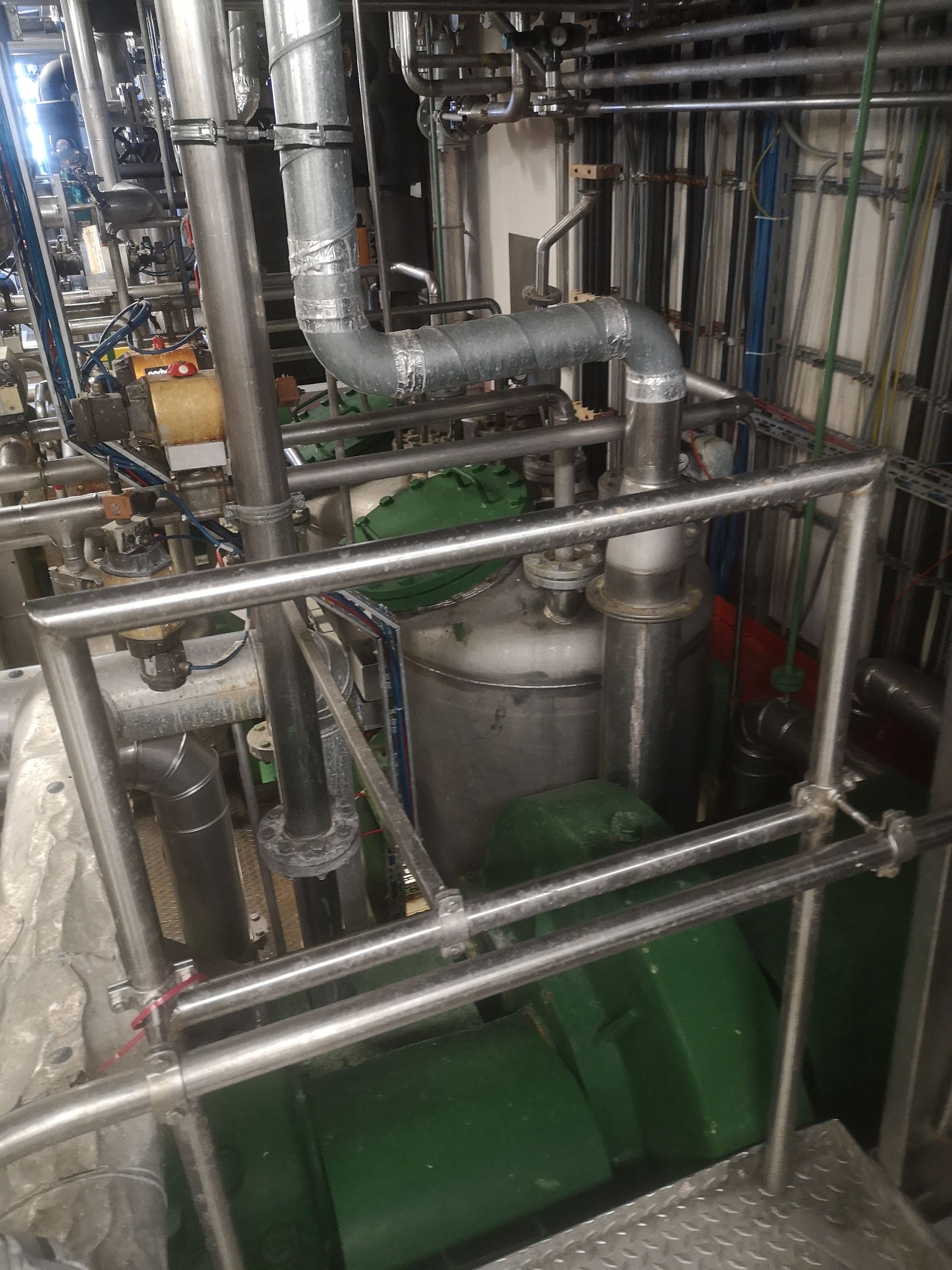   Dryer-Rotary Vacuum 2.2 m3 (78.4 ft3) Stainless Steel Austenitic For Sale - IPP# 236005