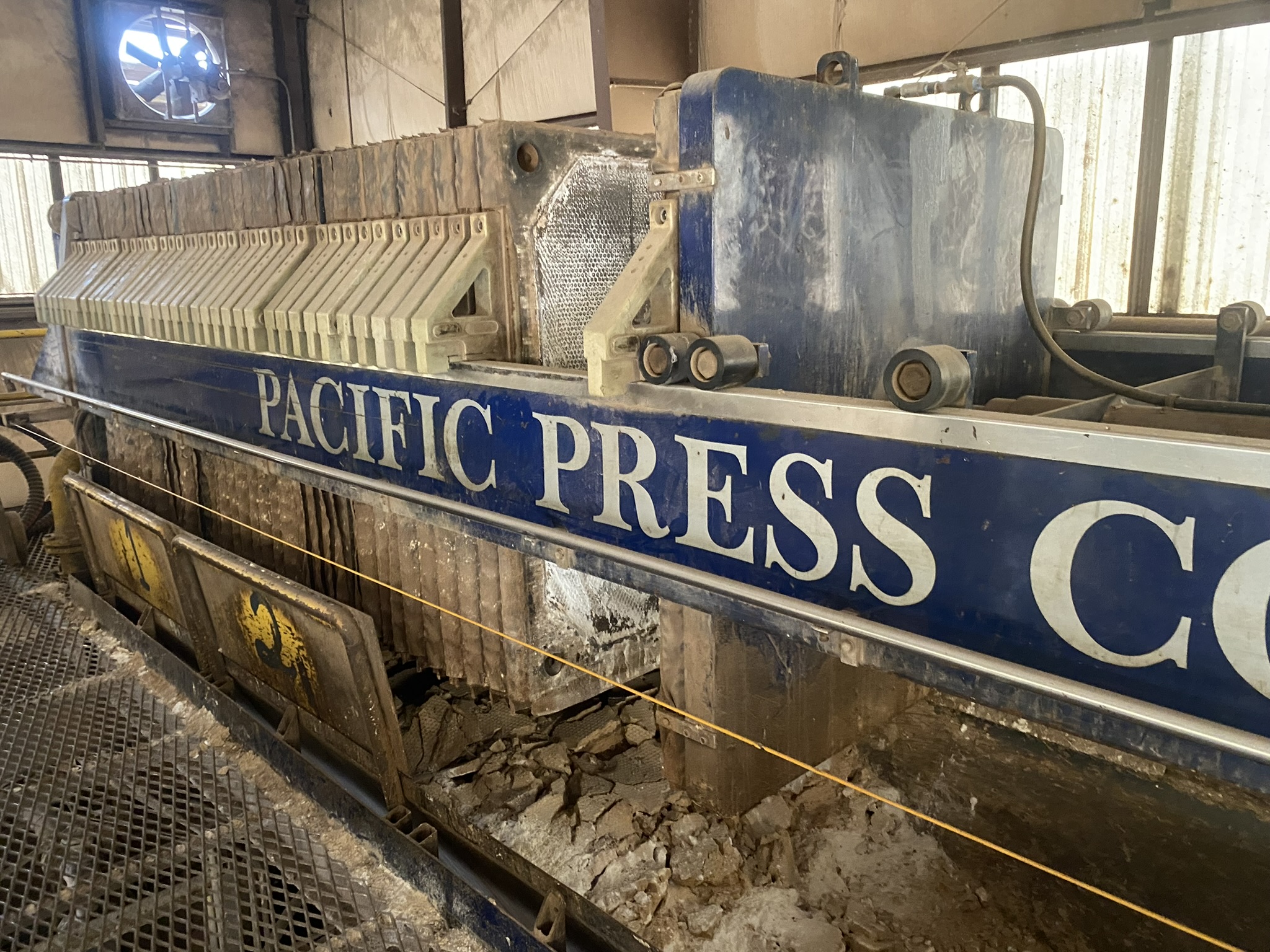 Filter Press, 958 Sq.Ft. Filtration Area, Polypropylene Plates, Manufactured by Pacific Press Co. - IPP# 238423