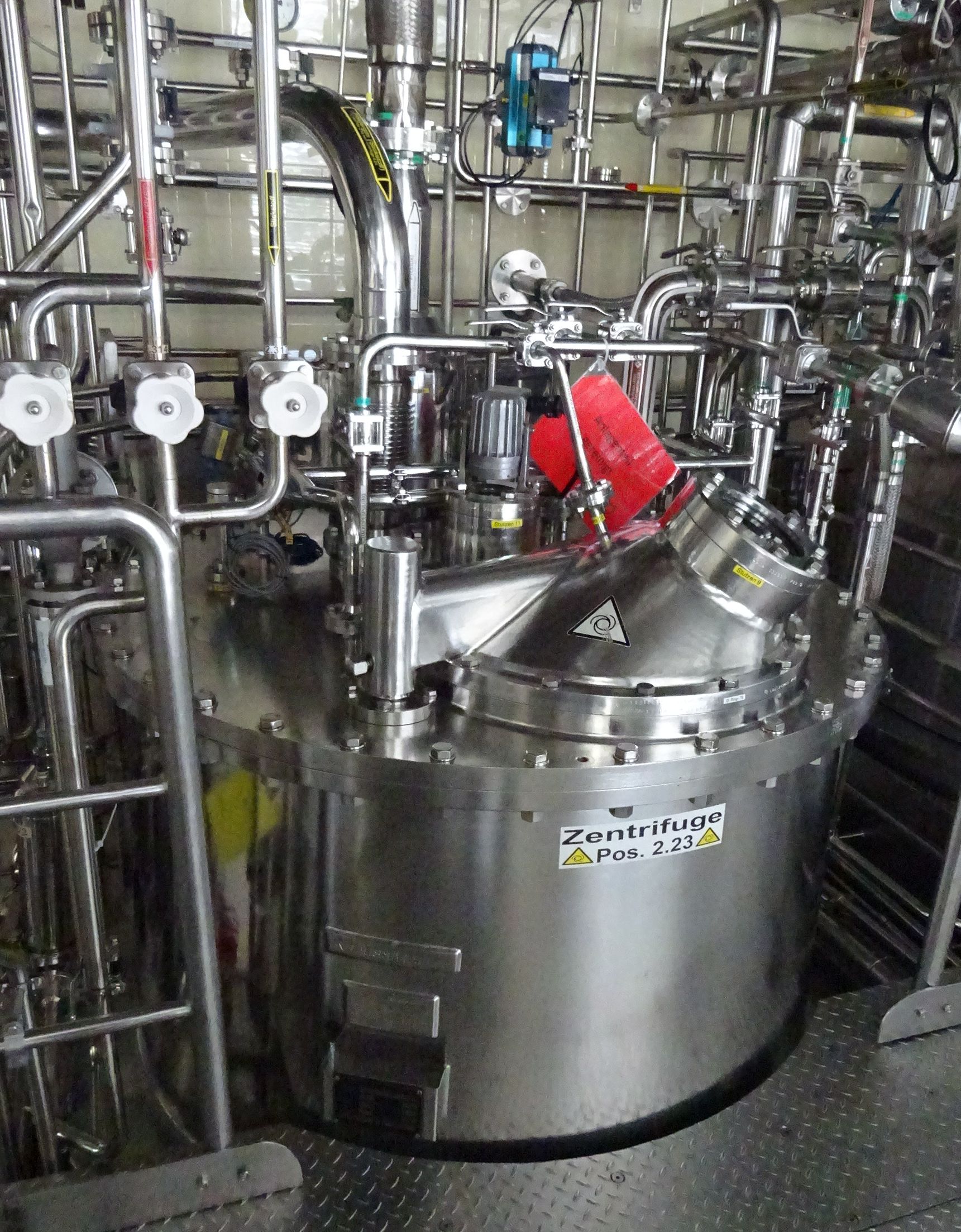  Manual Discharge-Top Centrifuge-Basket 1,250 mm (49.2 in) Stainless Steel 316 For Sale - IPP# 231134