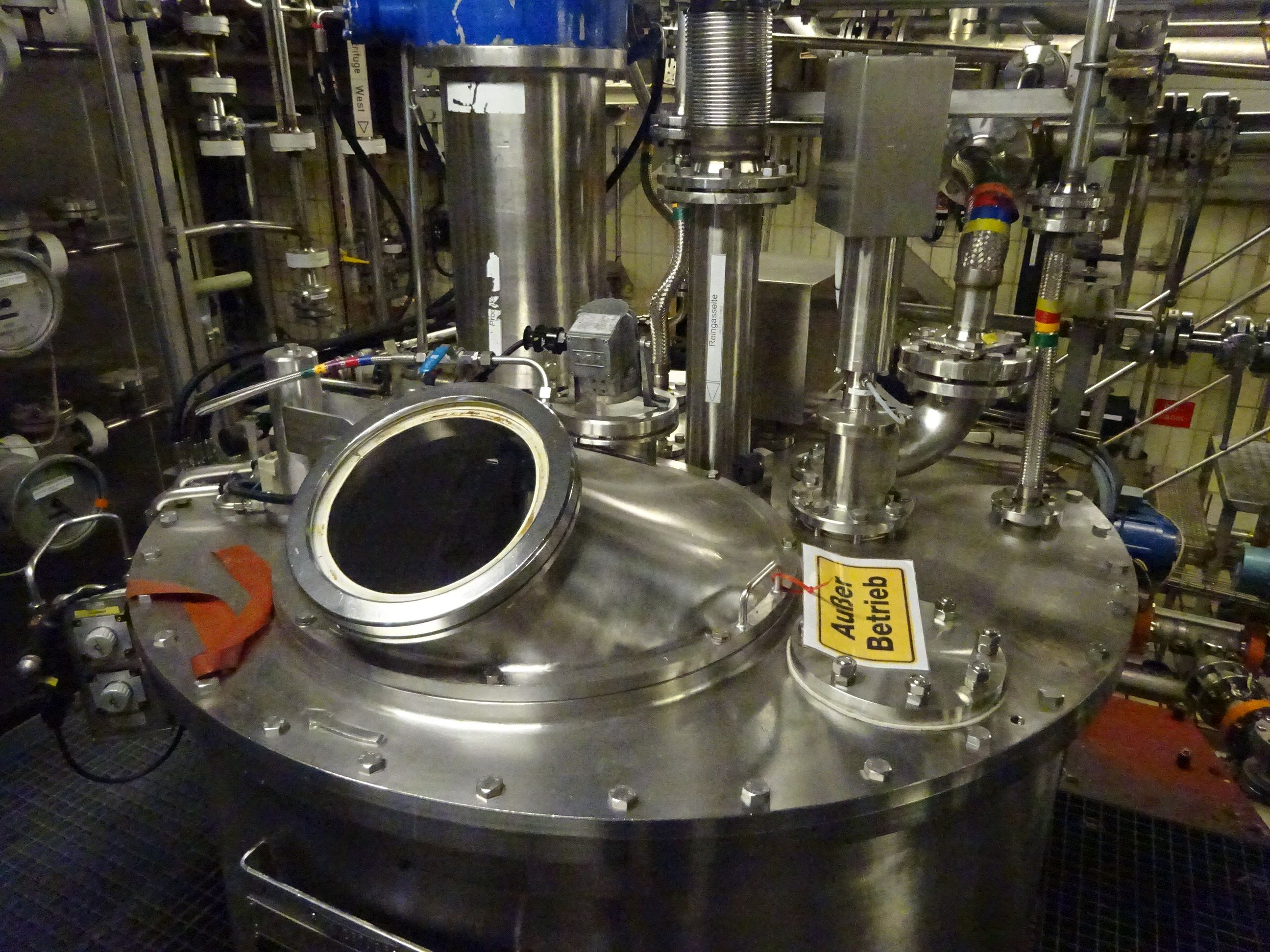  Manual Discharge-Top Centrifuge-Basket 1,250 mm (49.2 in) Alloy 926 For Sale - IPP# 231219