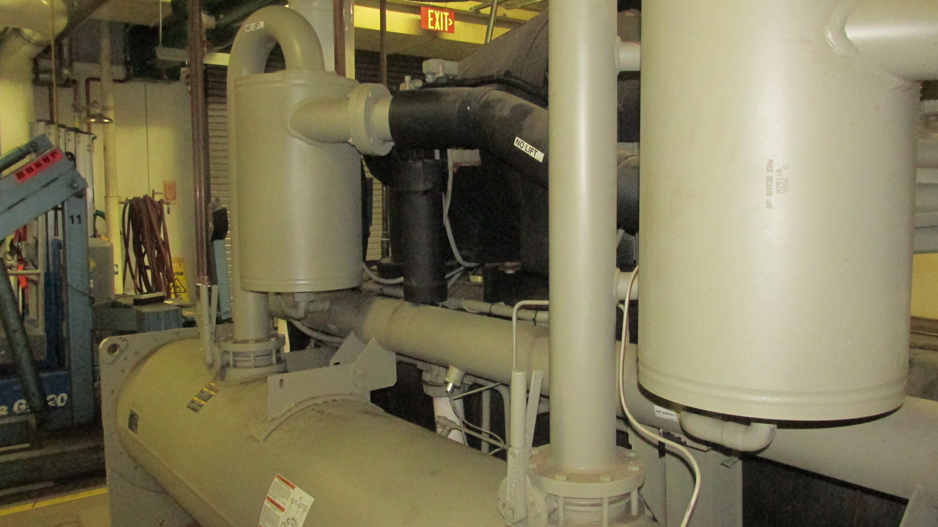 Carbon Steel Trane RTHD UC1E HX0U AE1A 3RAL FIAZ LALA VCQA EXAA BXA2 09DK UA6X. Compressor Chiller - IPP# 233260