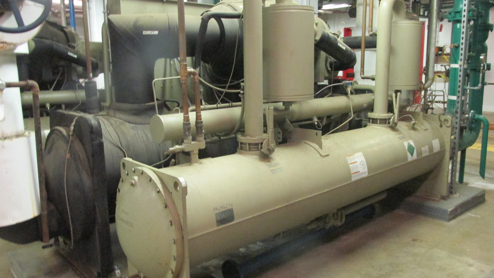 Carbon Steel Trane RTHD UC1E HX0U AE1A 3RAL FIAZ LALA VCQA EXAA BXA2 09DK UA6X Compressor Chiller - IPP# 233261