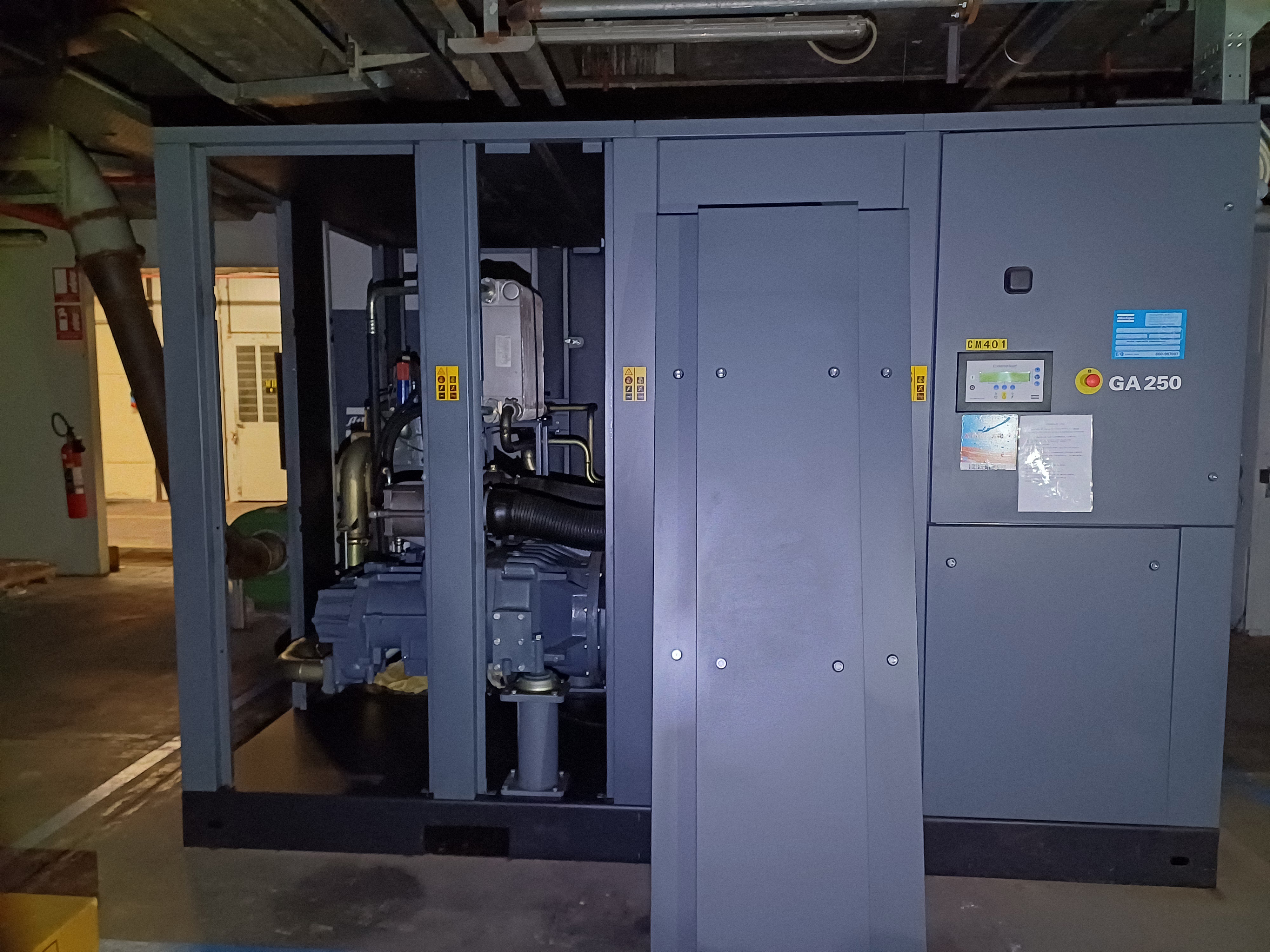  Rotary Compressor 2,500 m3/h (1,471 CFM) Carbon Steel For Sale - IPP# 245814