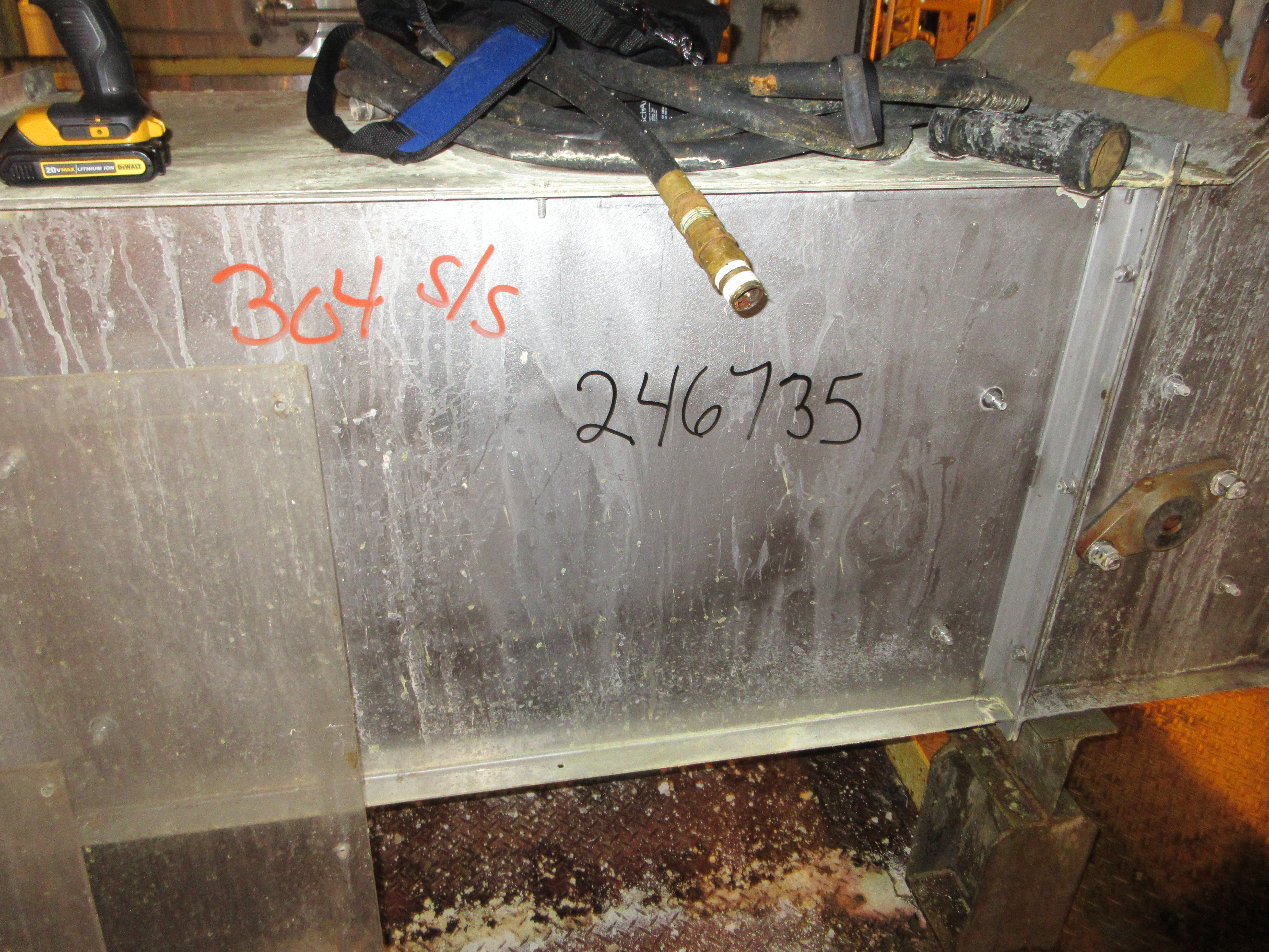  Bucket elevator Conveyor 635 mm (25 in) Stainless Steel 304 For Sale - IPP# 246735
