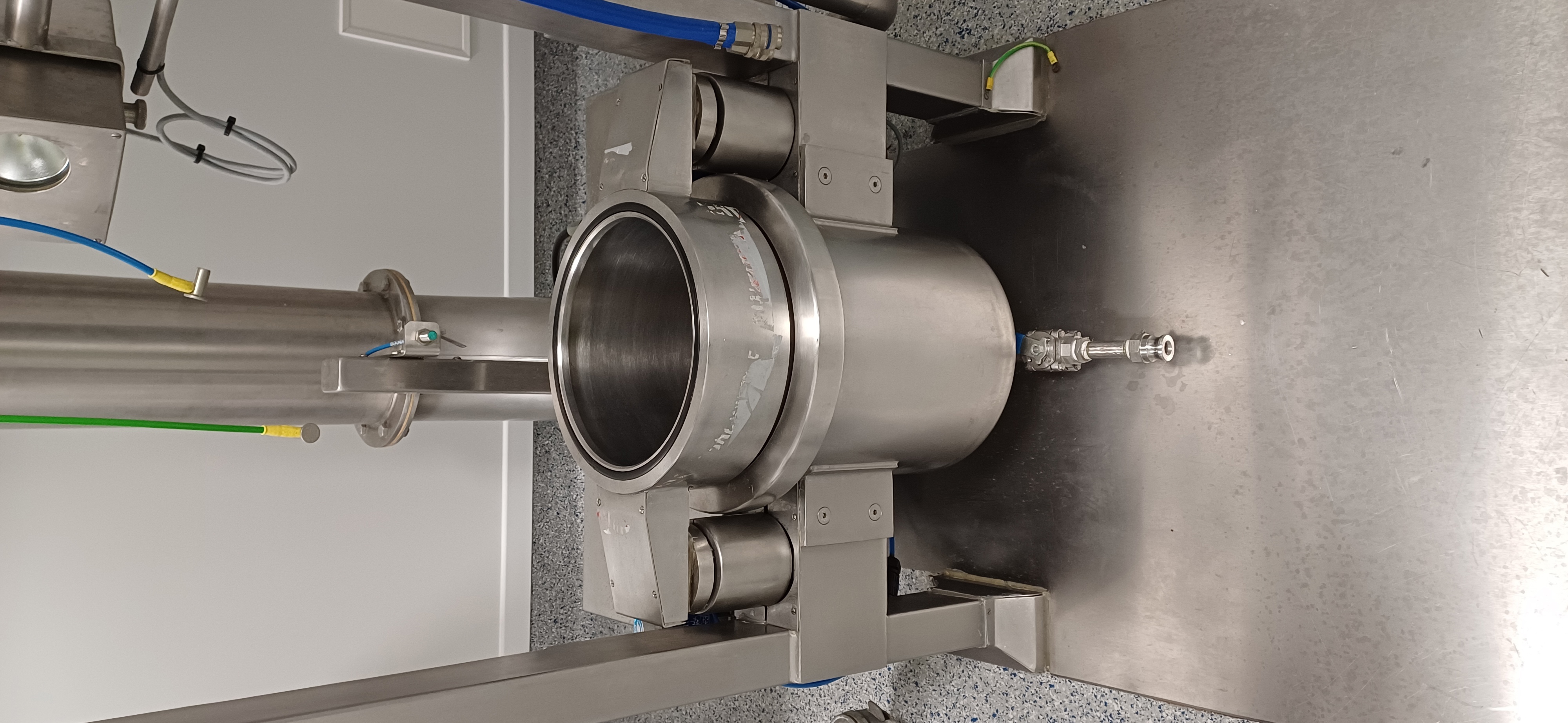 Used Glatt GPCG 5/9 Fluid Bed Dryer / Granulator - IPP# 247057