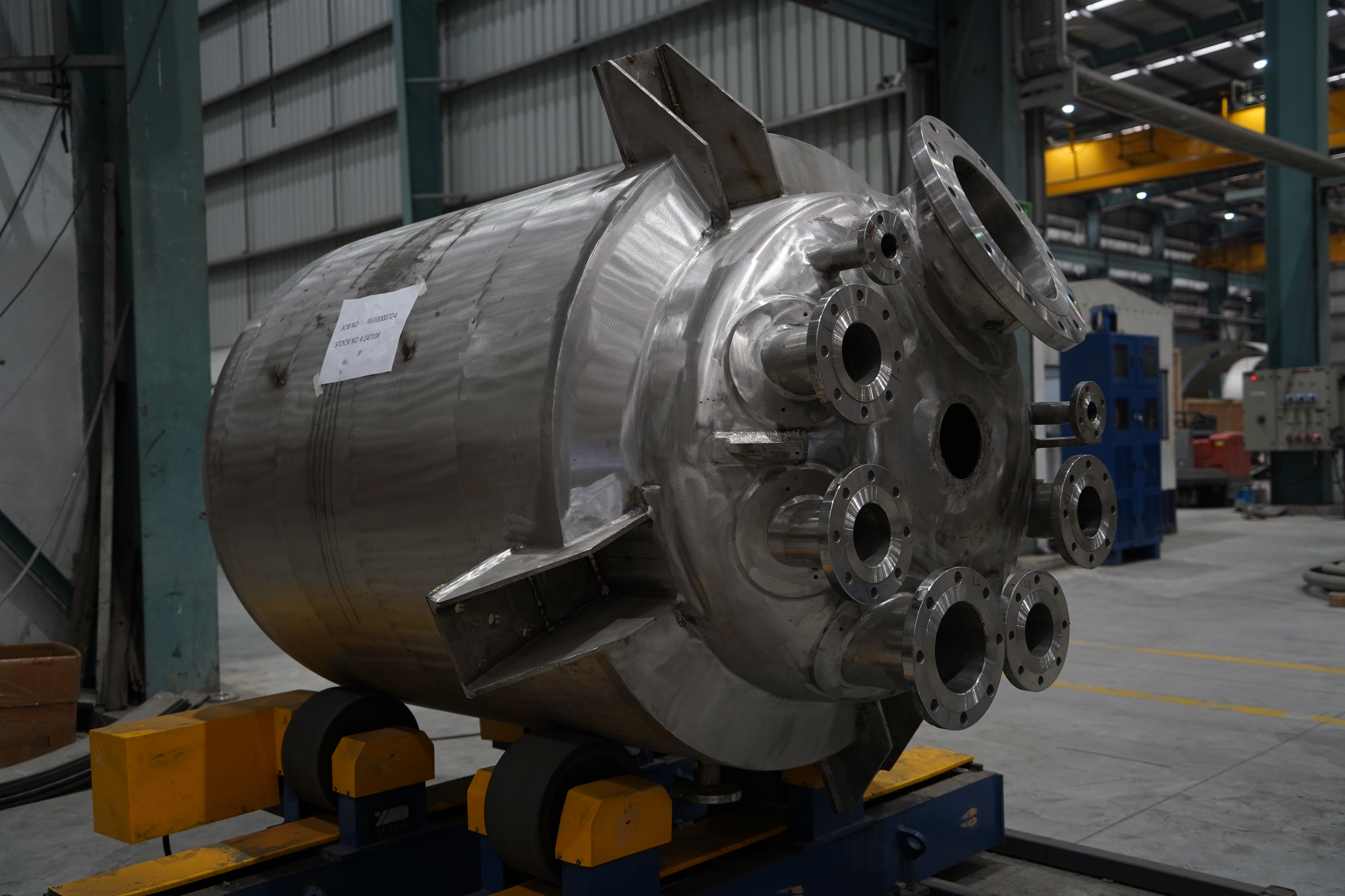 Reactor Batch-Type Agitated cGMP New 300 Gallon (1200L) Stainless Steel 316L - IPP# 247106