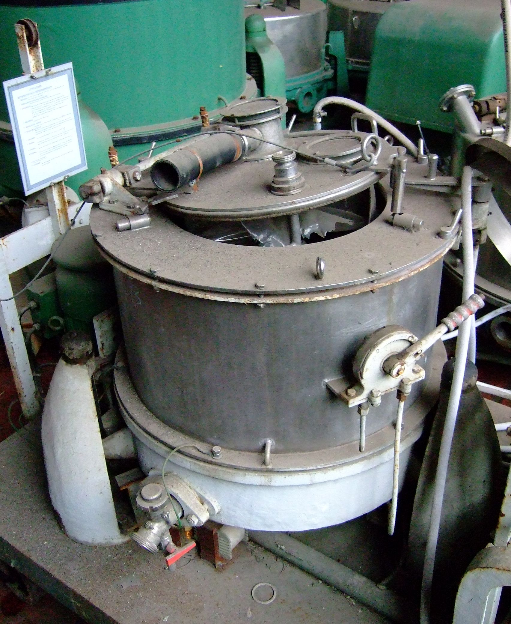  Manual Discharge-Top Centrifuge-Basket 700 mm (27.6 in) Stainless Steel 316 For Sale - IPP# 94493