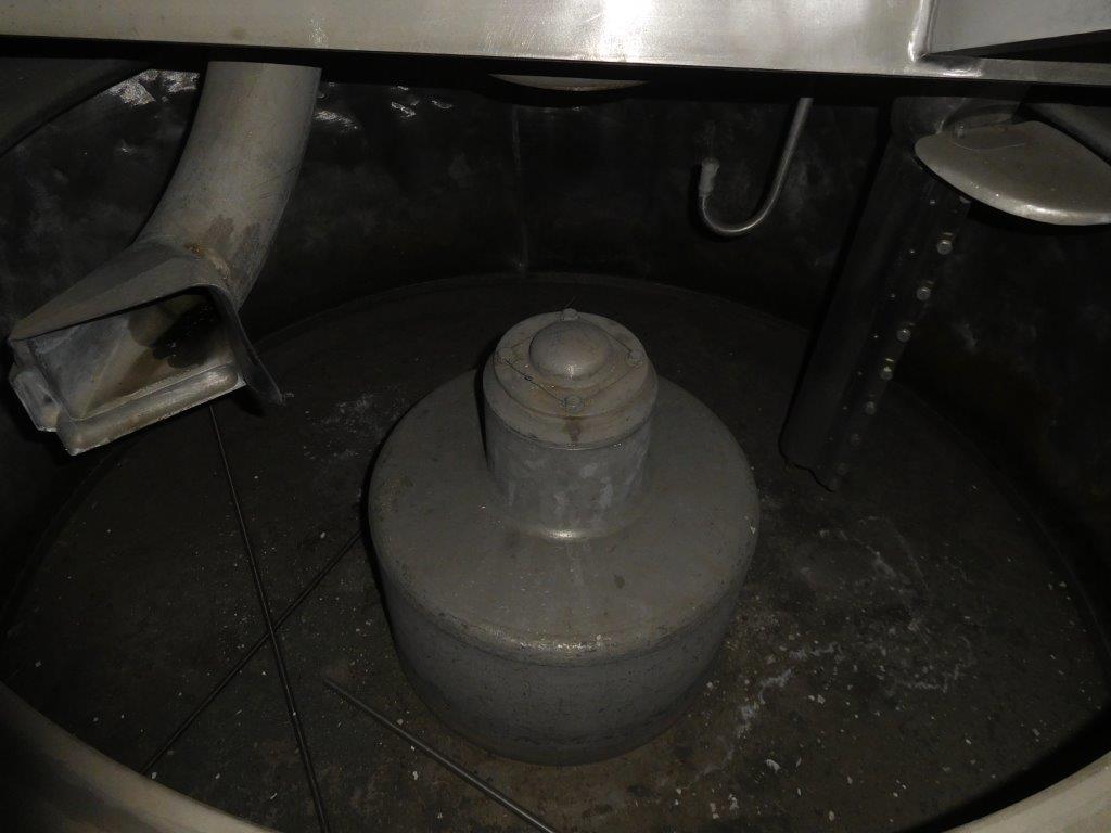  Manual Discharge-Top Centrifuge-Basket 1,250 mm (49.2 in) Stainless Steel Austenitic For Sale - IPP# 95984